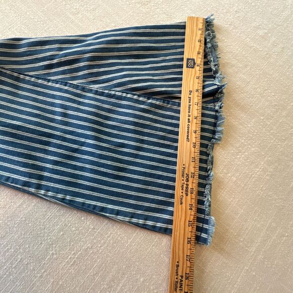 Saints & Hearts Raw‎ Hem Striped Flare Bell Bottom Jeans Women’s Size Large - Picture 9 of 9